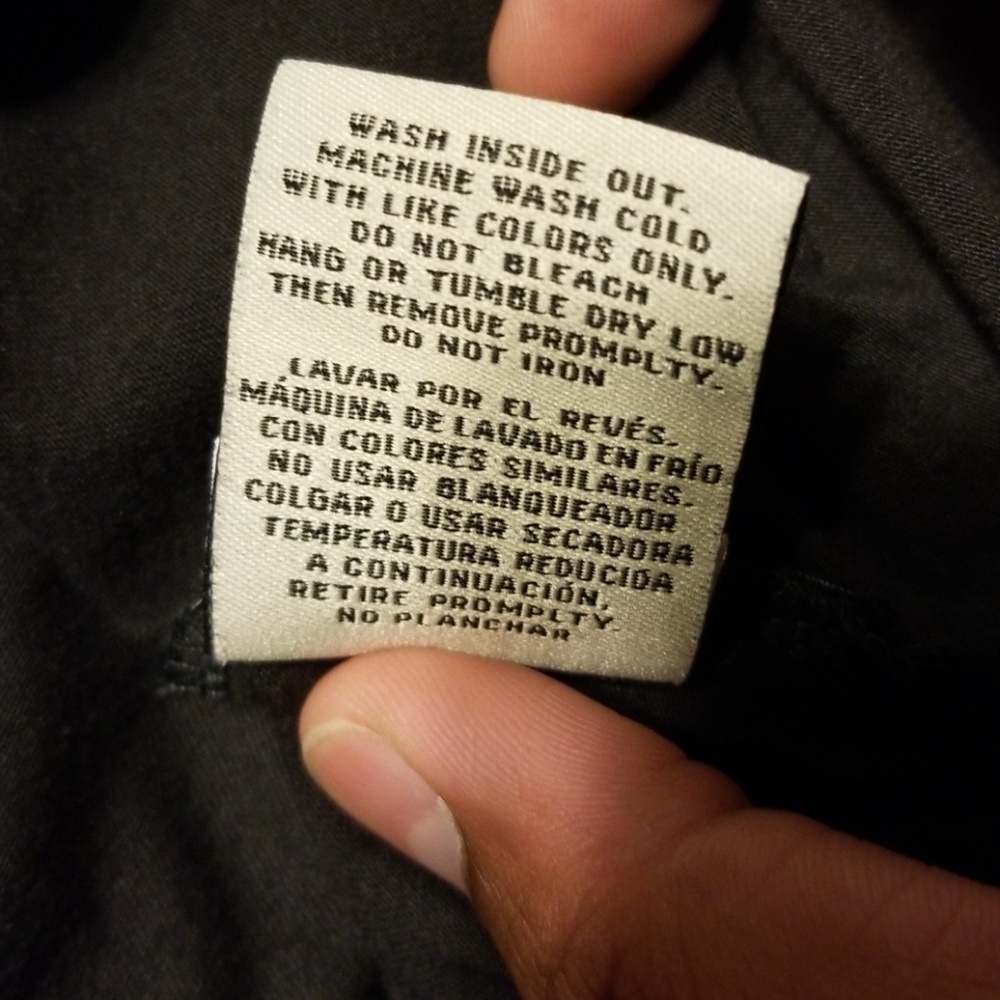 Black T-shirt with leather front pocket - Picture 6 of 6